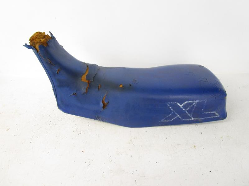 1981年製 SAHARA PAN SET 青 84 Honda XL 600 Seat Pan Foam 77200-MG2-870 1984 - cyclesrus.net